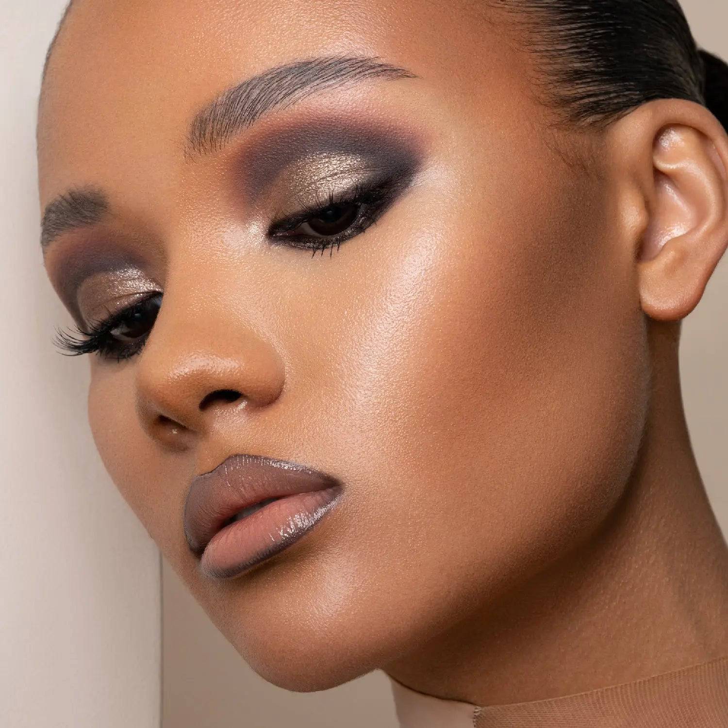 180-i-need-a-nude-eyeshadow-palette-3.jpg I NEED A NUDE EYESHADOW PALETTE