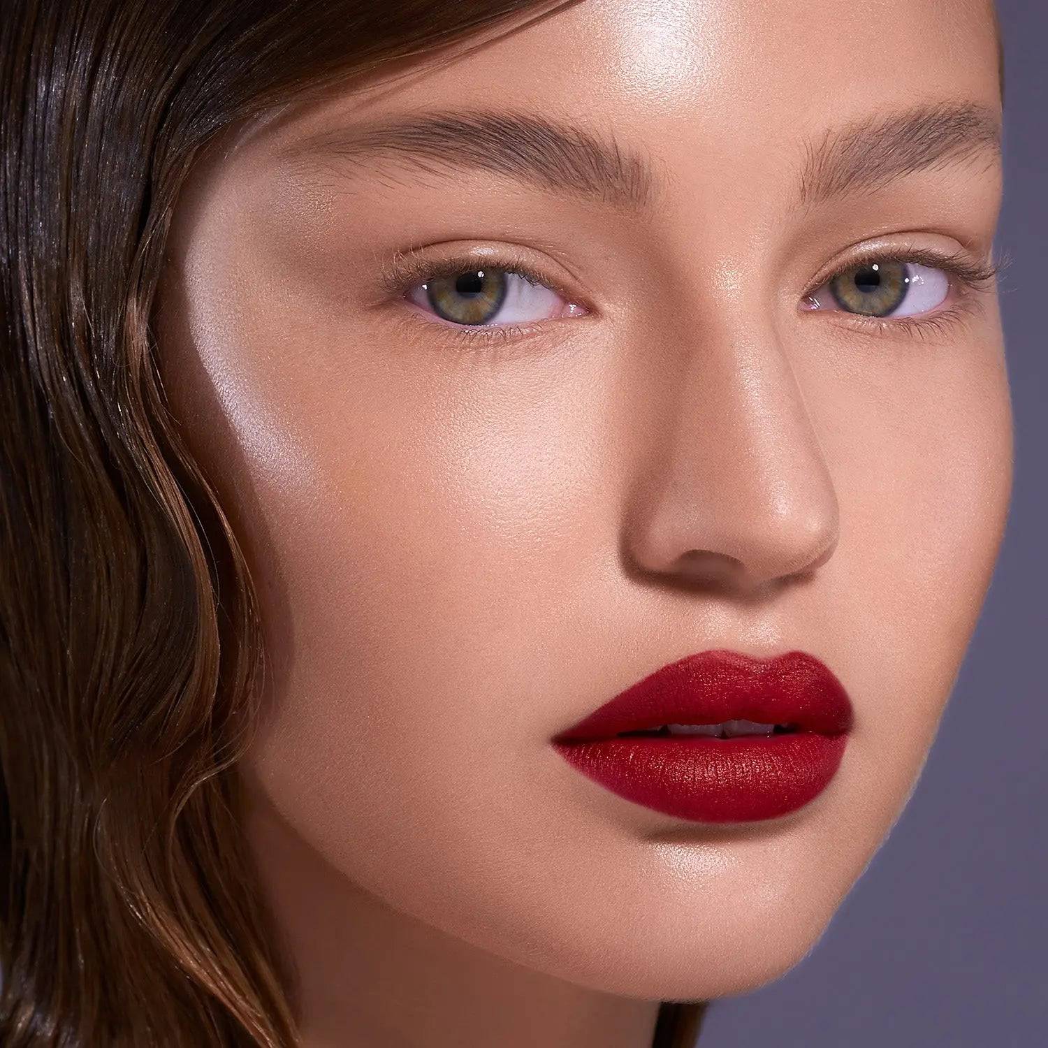I NEED A ROUGE LIP STYLETTO