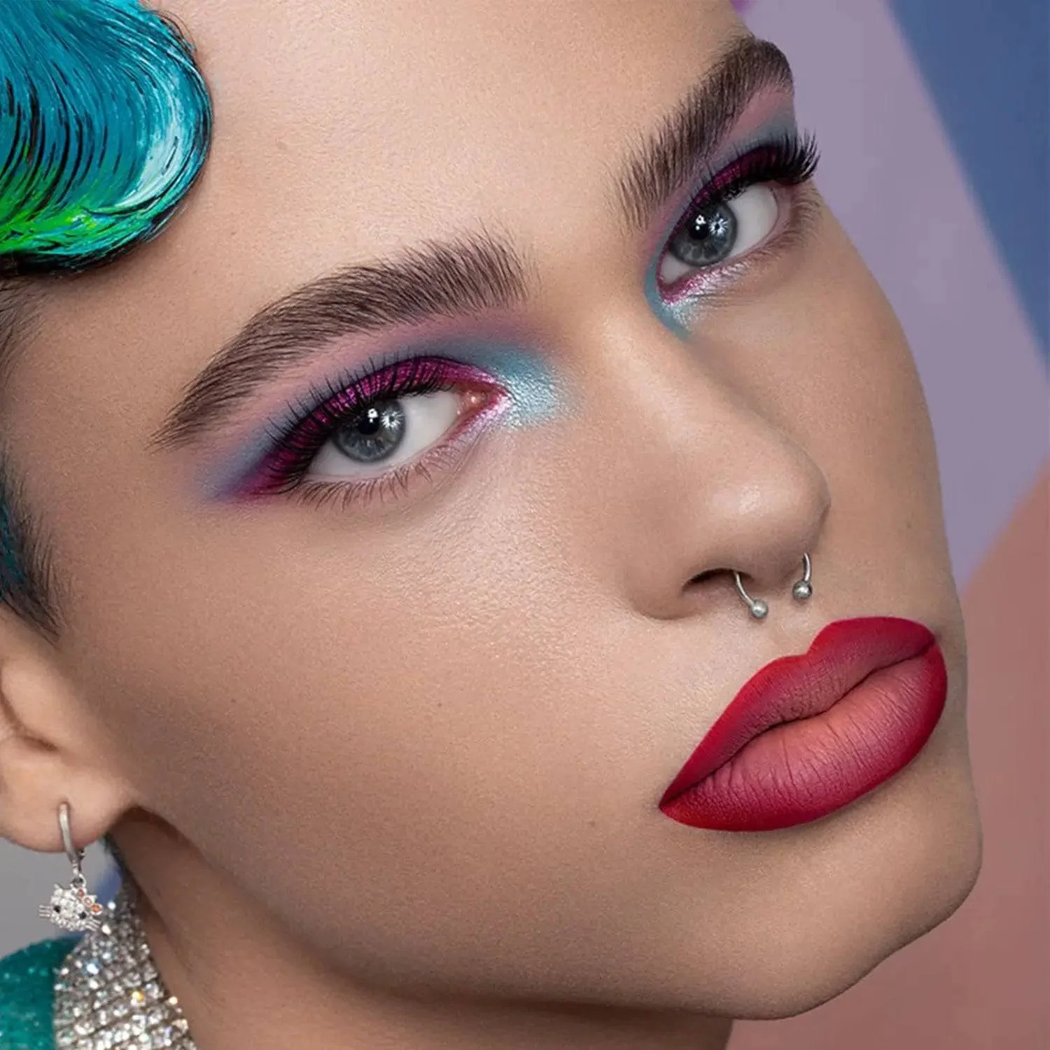 379-circo-loco-eyeshadow-palette-5.webp CIRCO LOCO EYESHADOW PALETTE