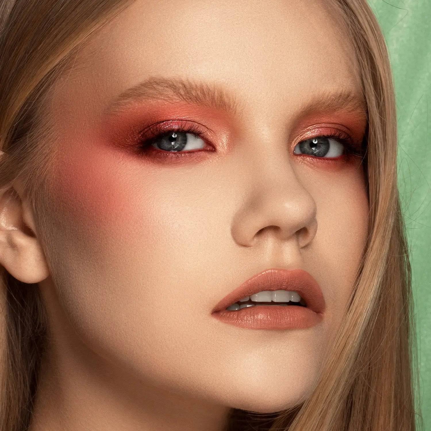 409-coral-eyeshadow-palette-4.jpg CORAL EYESHADOW PALETTE
