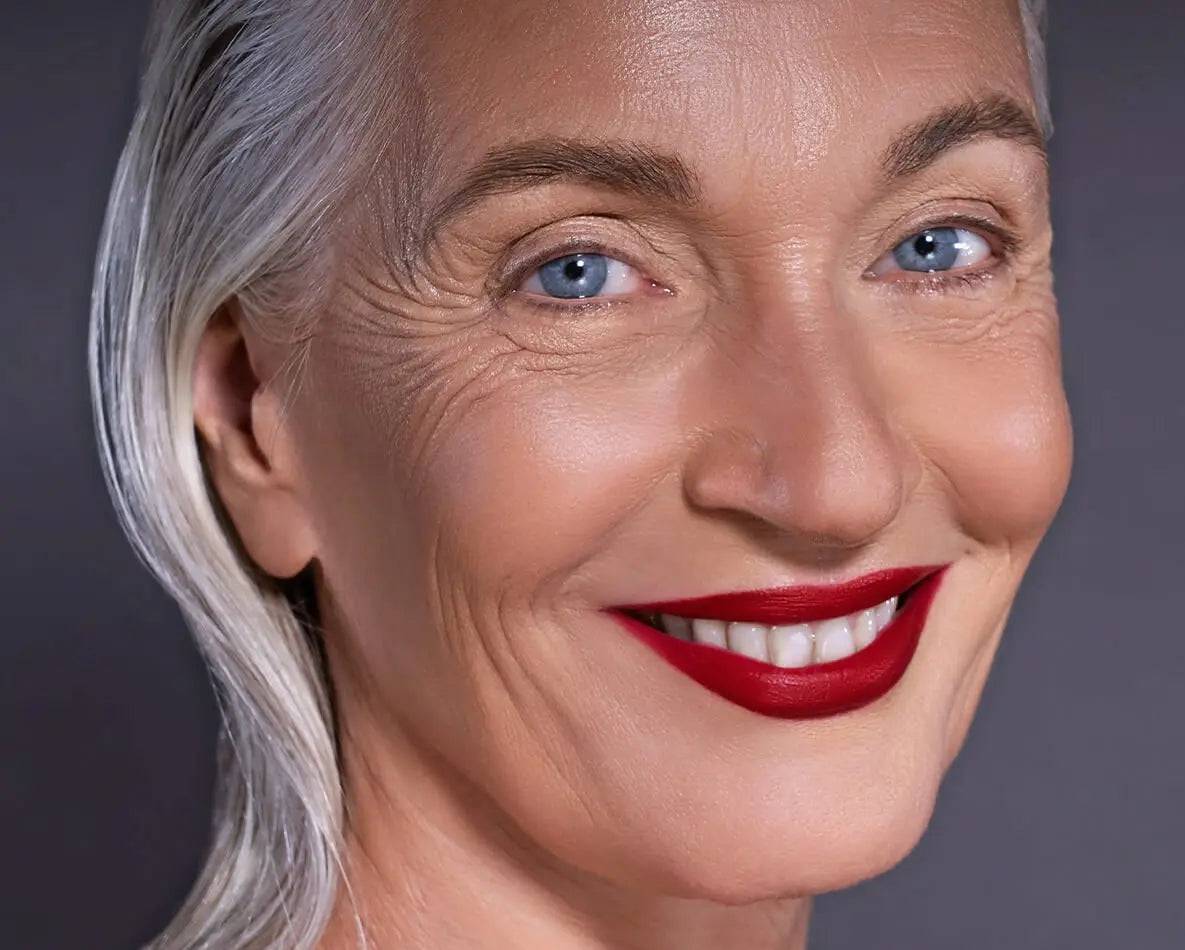 428-the-ultimate-rouge-lip-set-emilia-11.jpg THE ULTIMATE ROUGE LIP SET - EMILIA